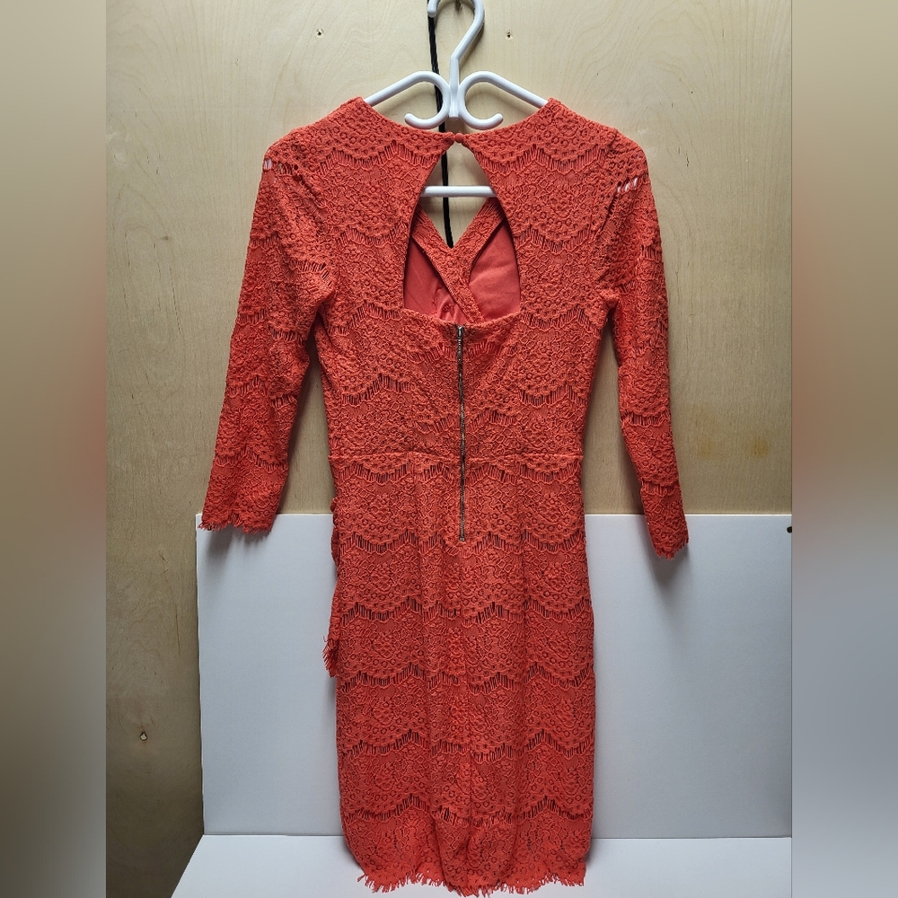 GUESS Women’s Lace Mini Dress Size Small - Picture 2 of 6